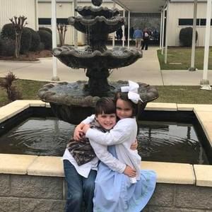 Meet your Posher, Traci